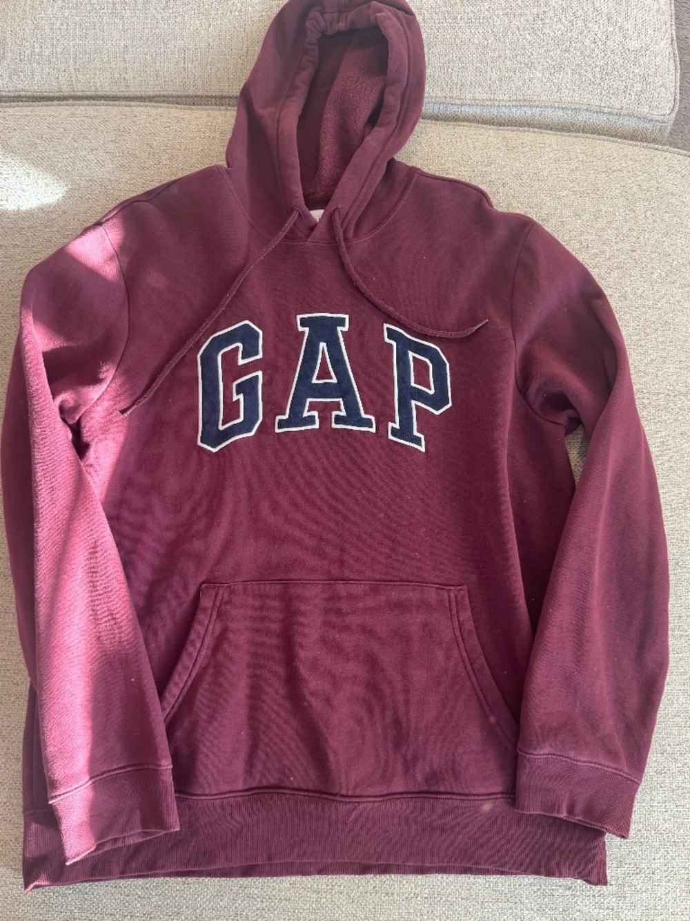 GAP sweat shirt